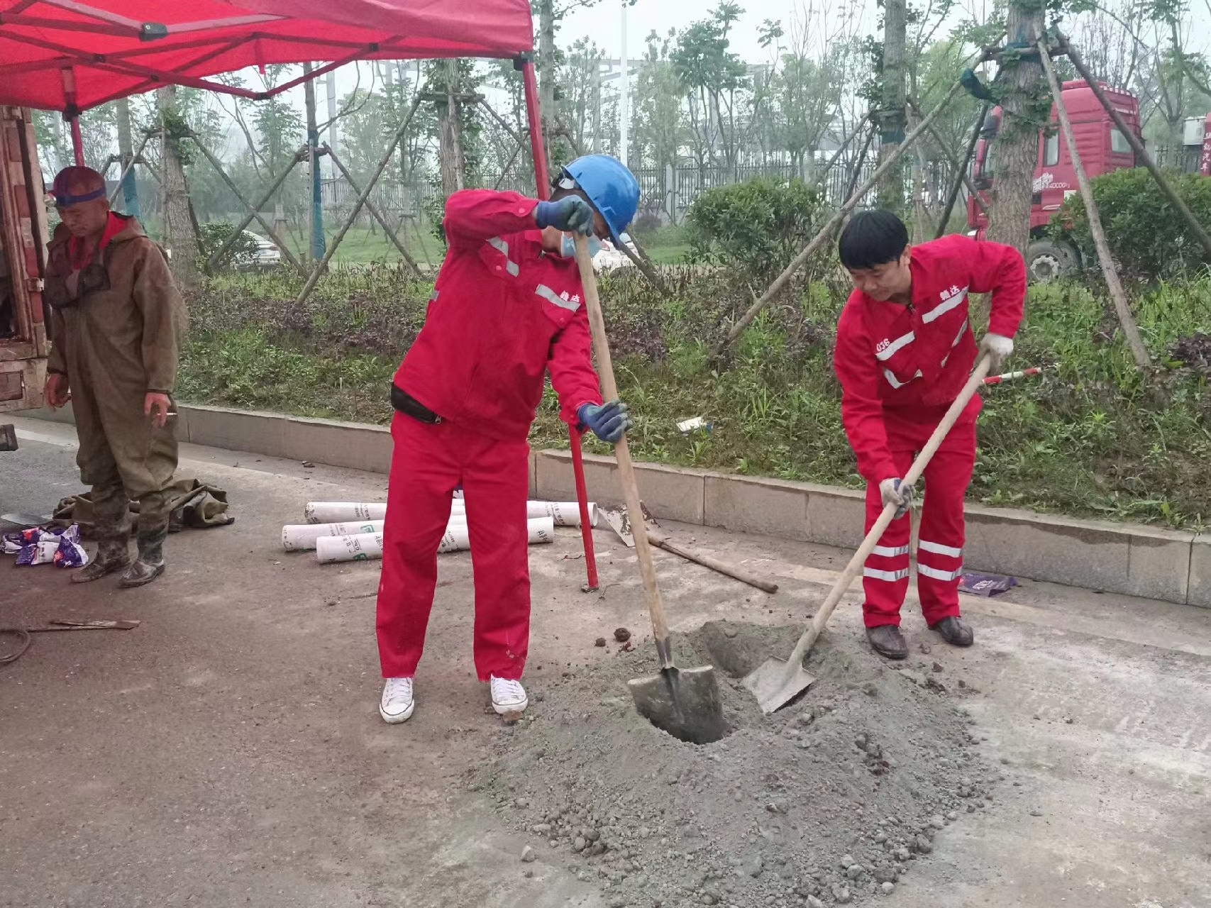 会同管道疏通哪家好】及时进行市政管道清淤
